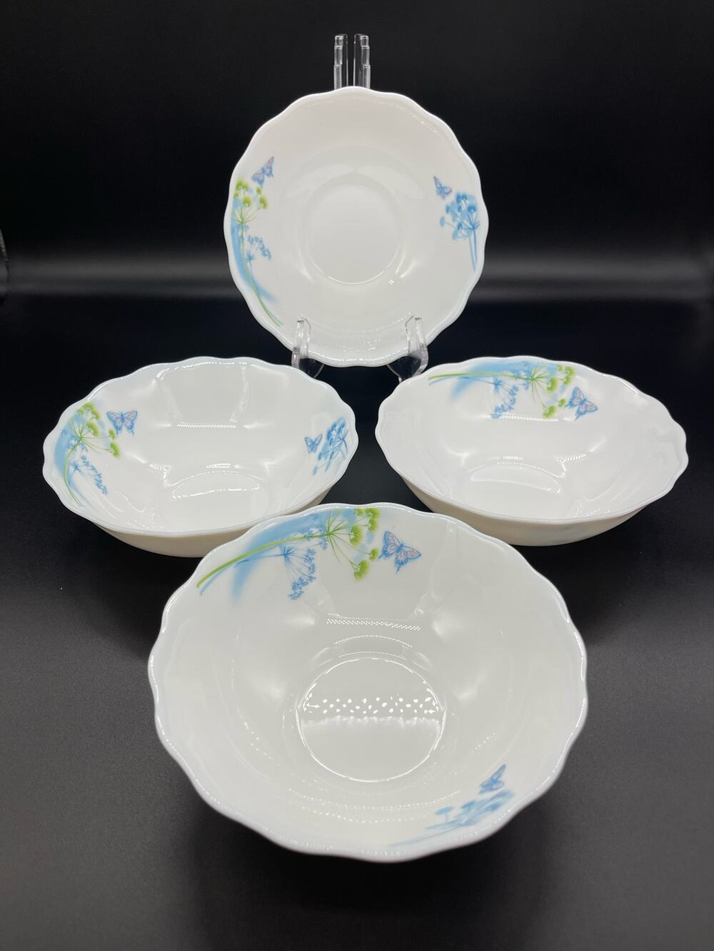 Vintage Gold Coast Set of 4 Cereal Bowls White & Blue Butterflies Flowers 6 1/8"
